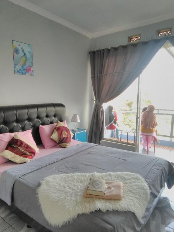 Syariah Runia Villa Lembang Zewnętrze zdjęcie