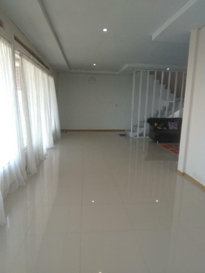 Syariah Runia Villa Lembang Zewnętrze zdjęcie